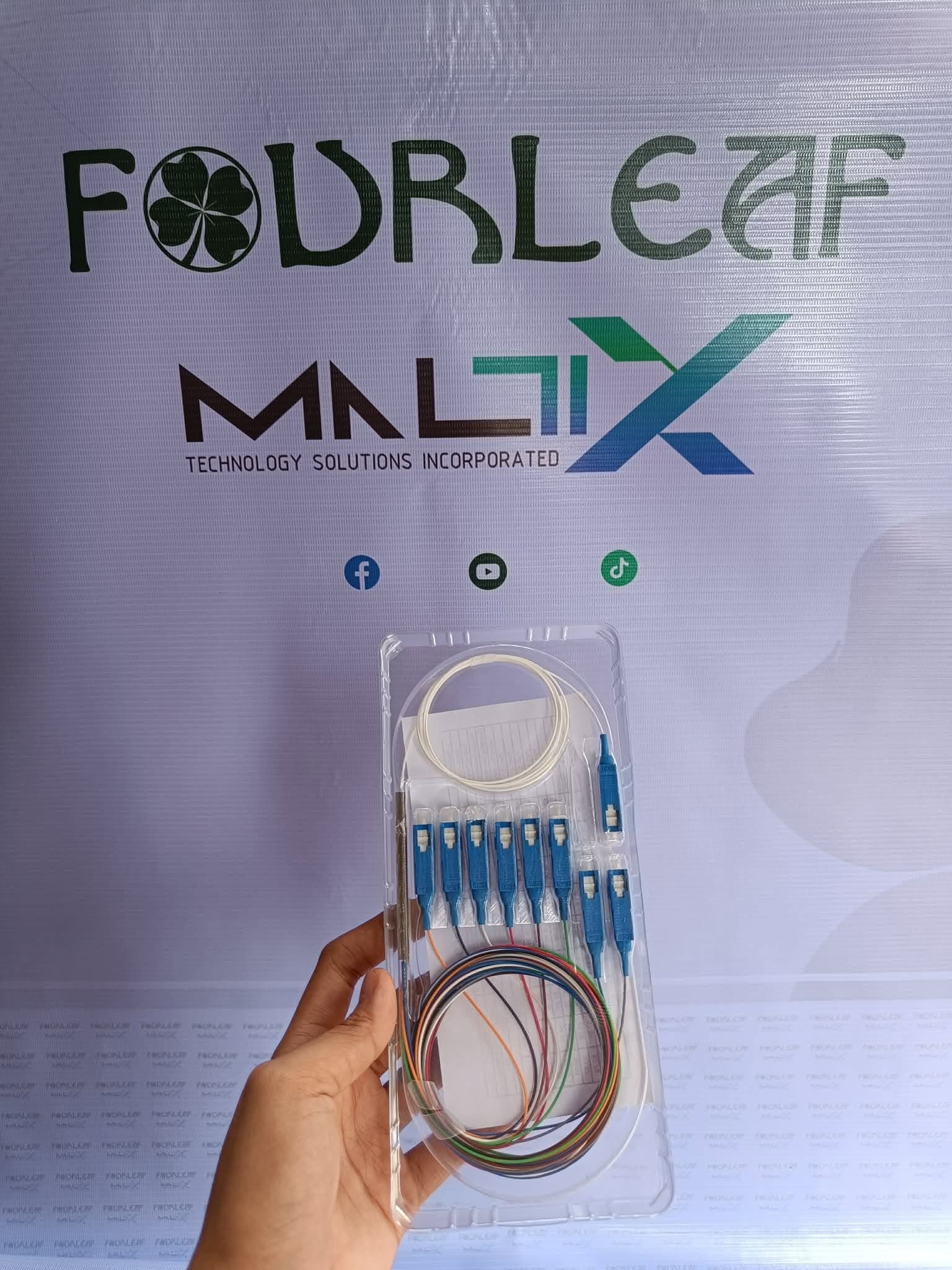plc-splitter-1x8-upc