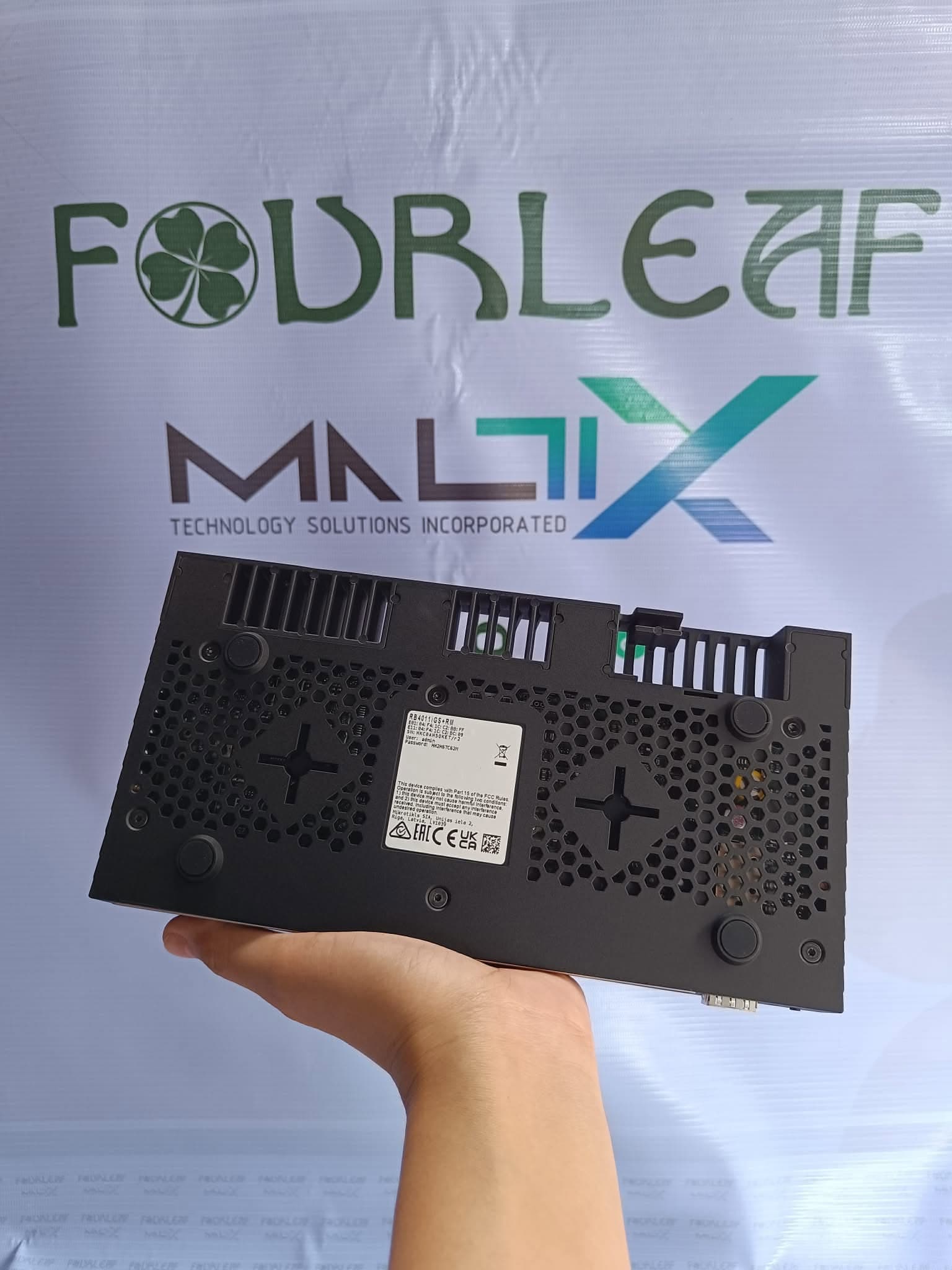 MikroTik RB 4011