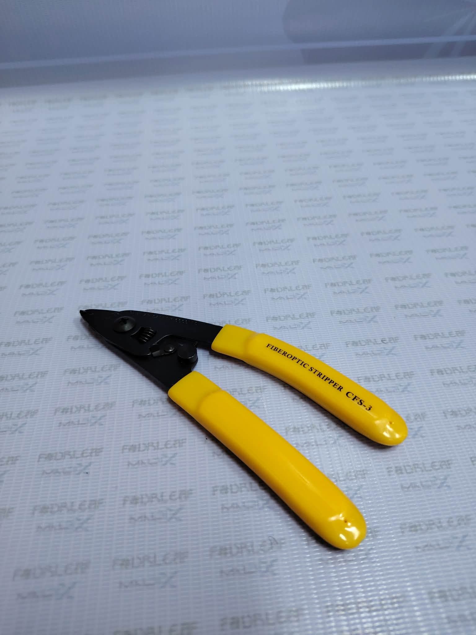 Optical Fiber Cutter