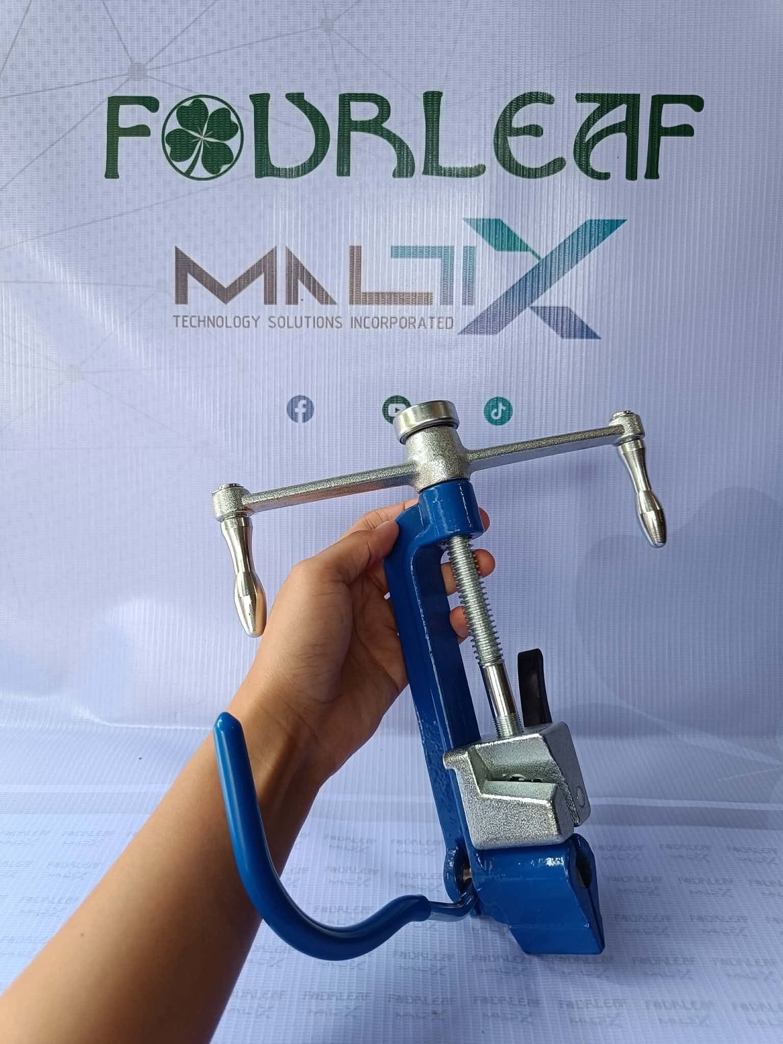 Steel Band Cutter (screw type)