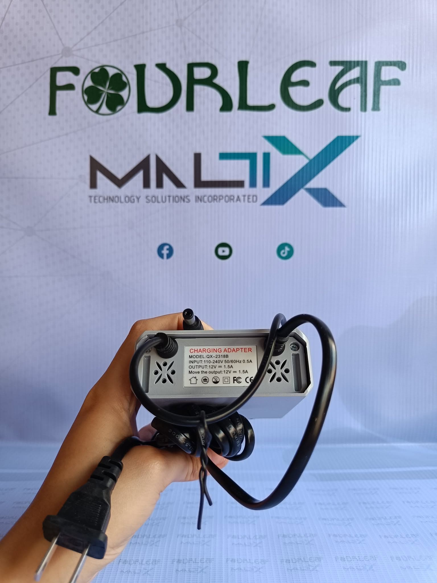 Mini UPS 1.5a 12v for modem