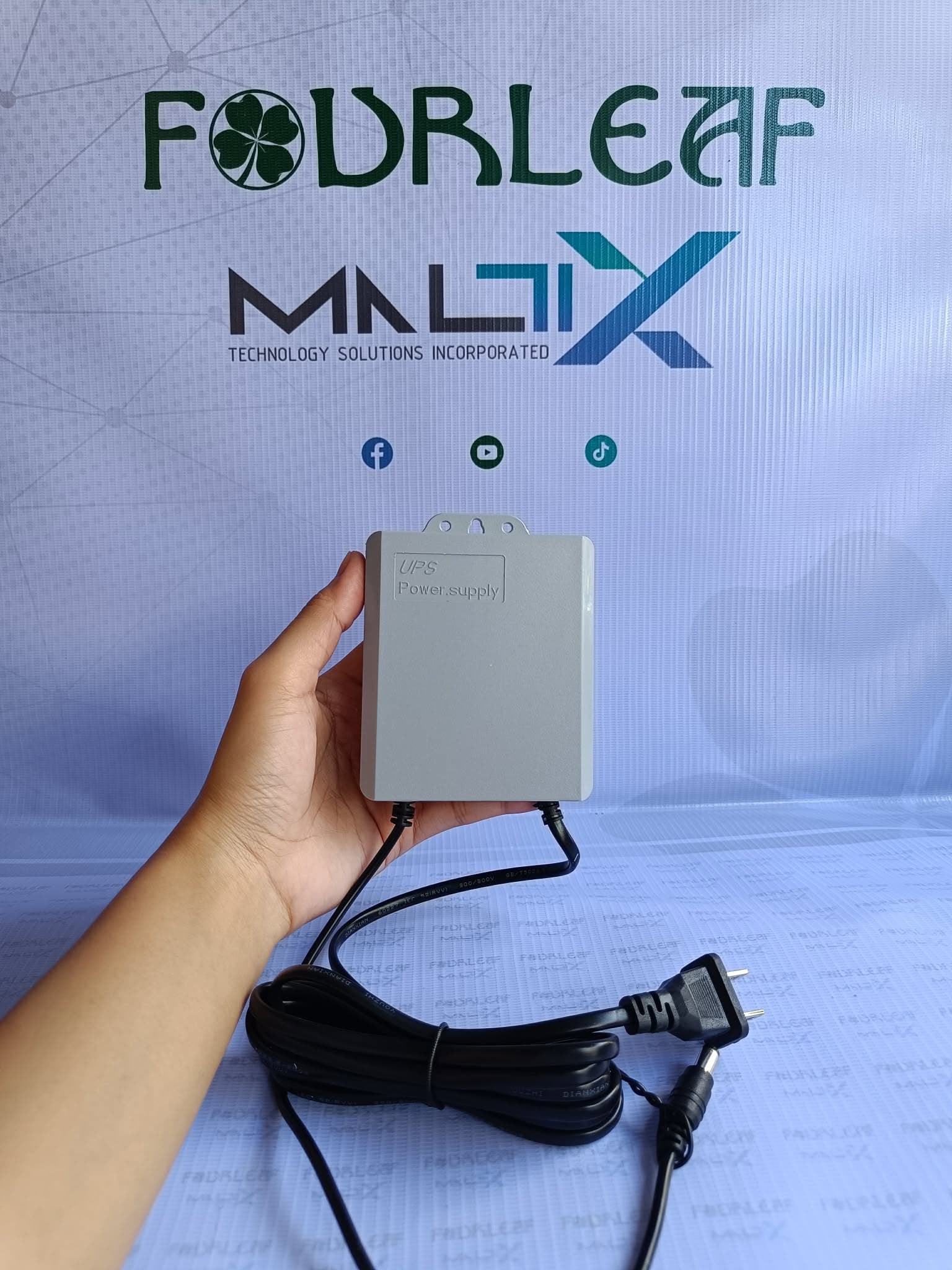 Mini UPS 1.5a 12v for modem
